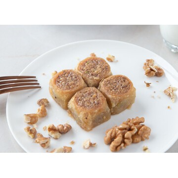 Cevizli Saray Sarması